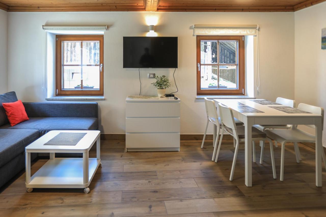 Apartmaji Tina Zgornje Gorje Bagian luar foto