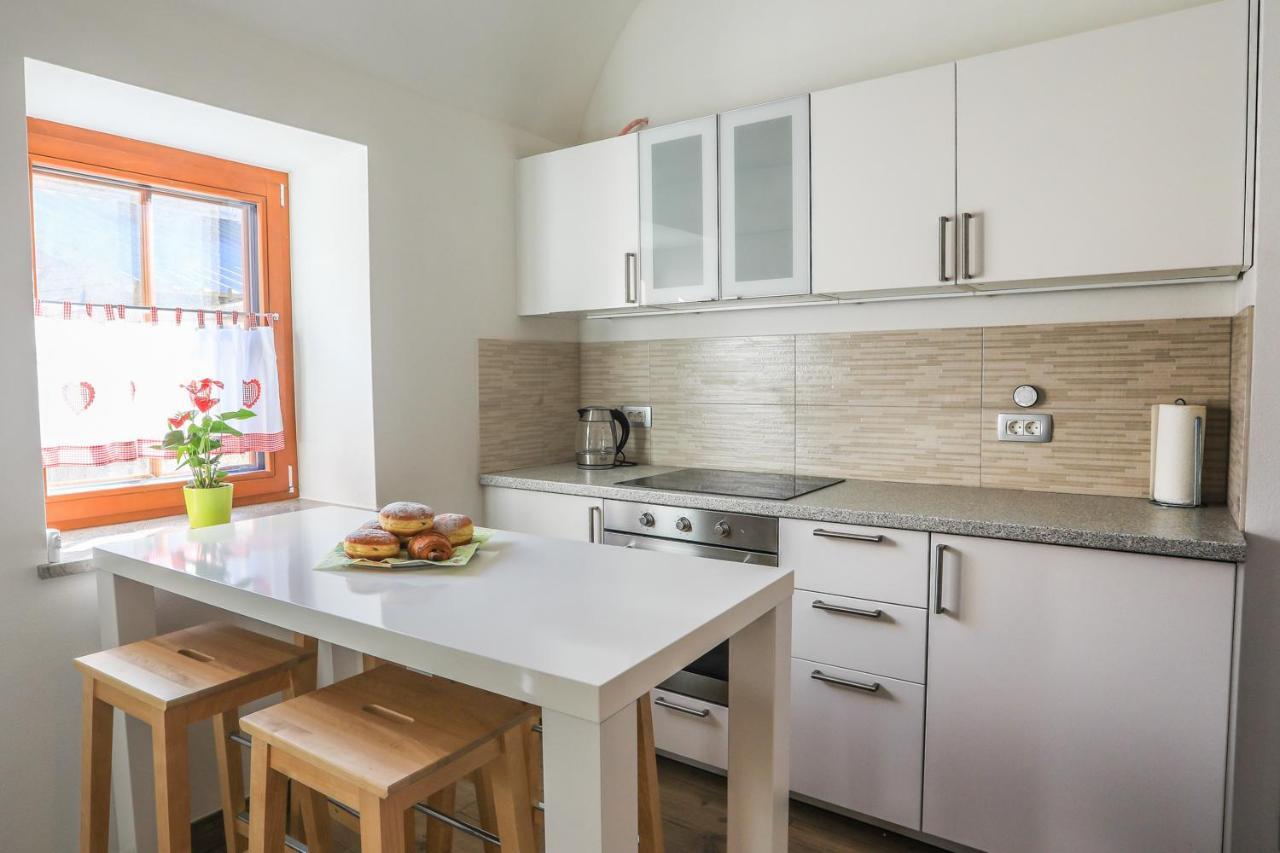 Apartmaji Tina Zgornje Gorje Bagian luar foto