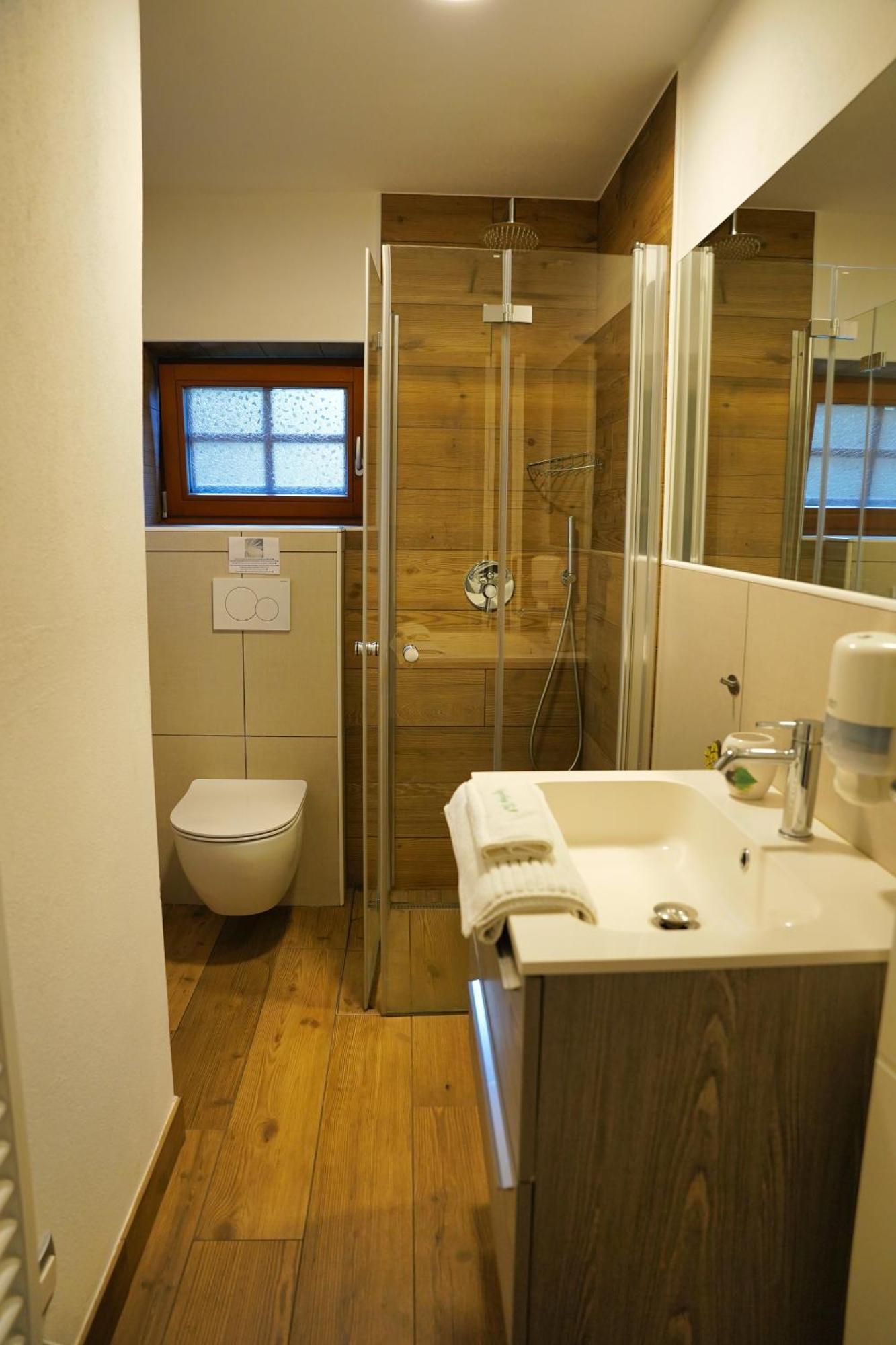 Apartmaji Tina Zgornje Gorje Bagian luar foto