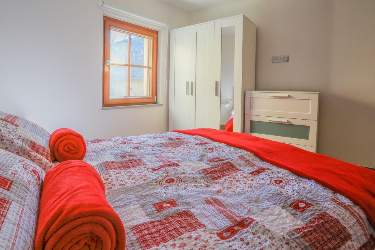 Apartmaji Tina Zgornje Gorje Bagian luar foto