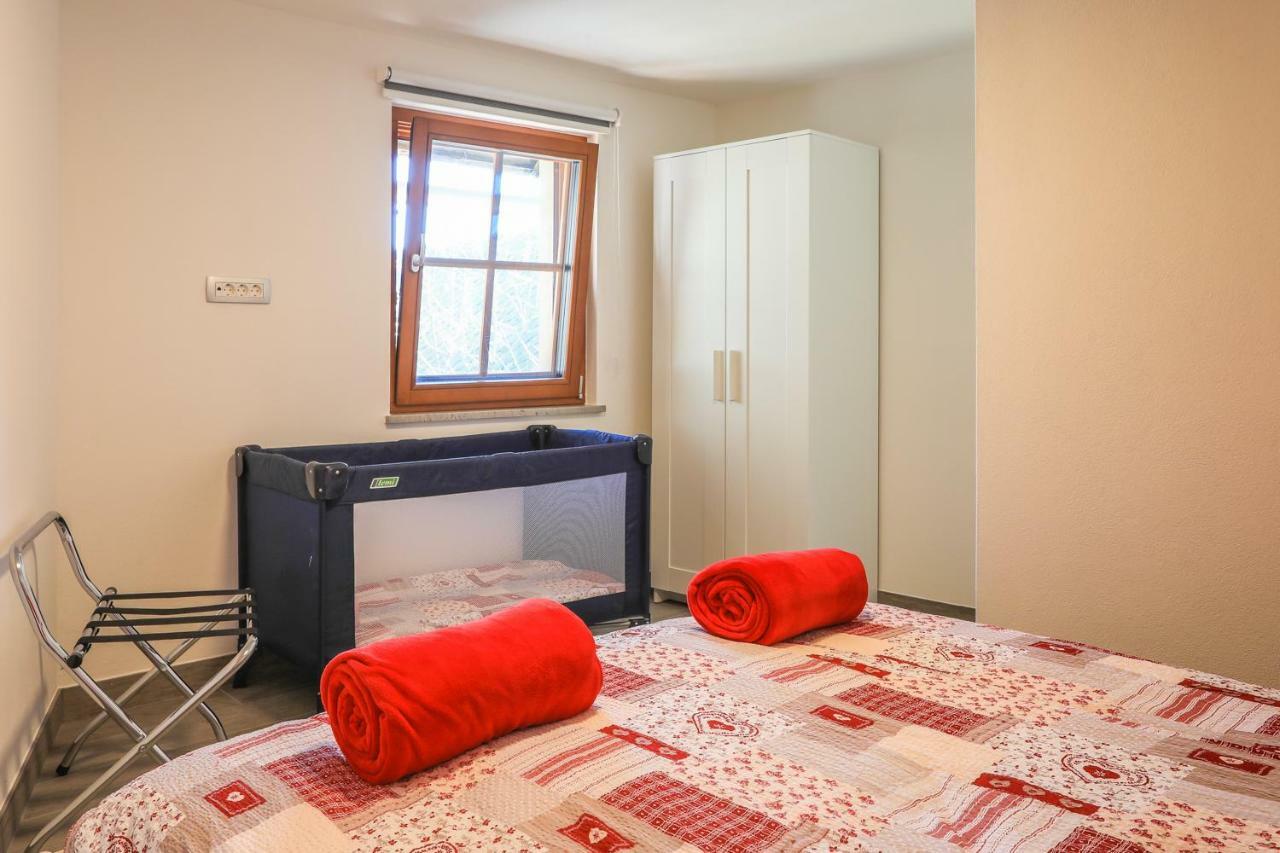 Apartmaji Tina Zgornje Gorje Bagian luar foto